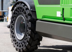 Meineke Car Care | Airless Tires | Frankfort